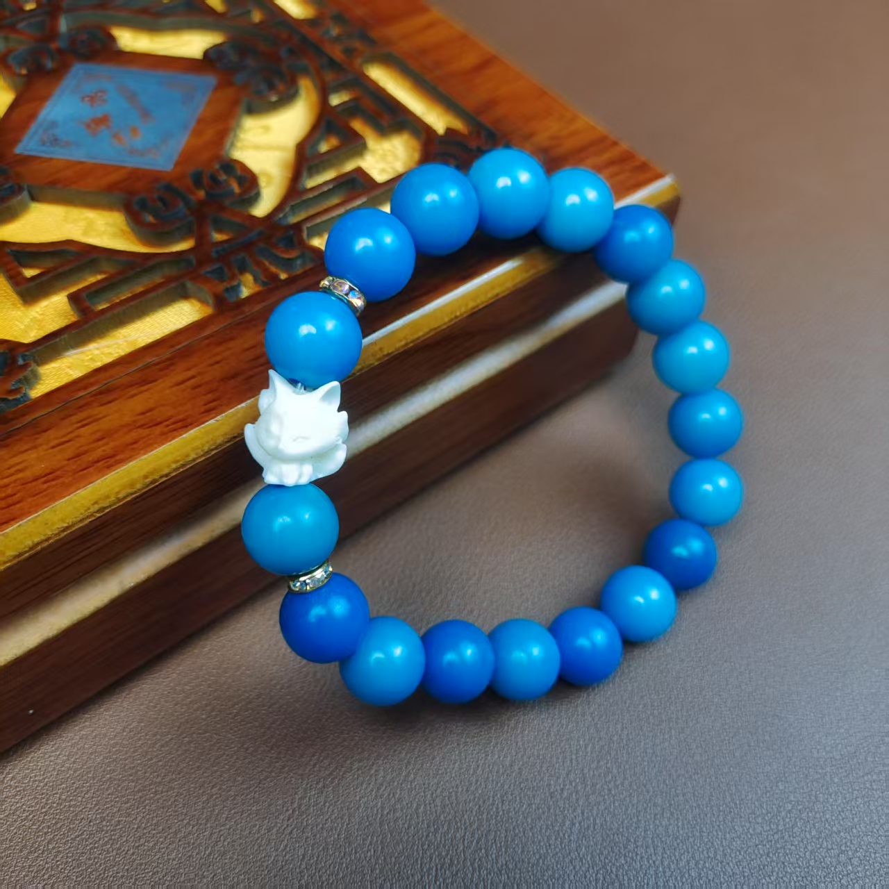 九尾狐蓝菩提手串-LQ755