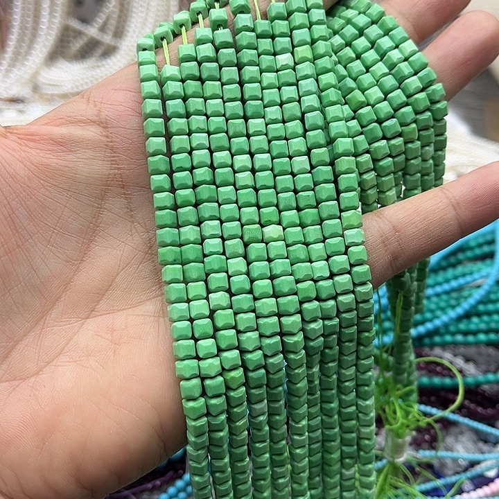 玛瑙/玉髓未镶嵌珠宝半成品一条4mm左右松松方糖