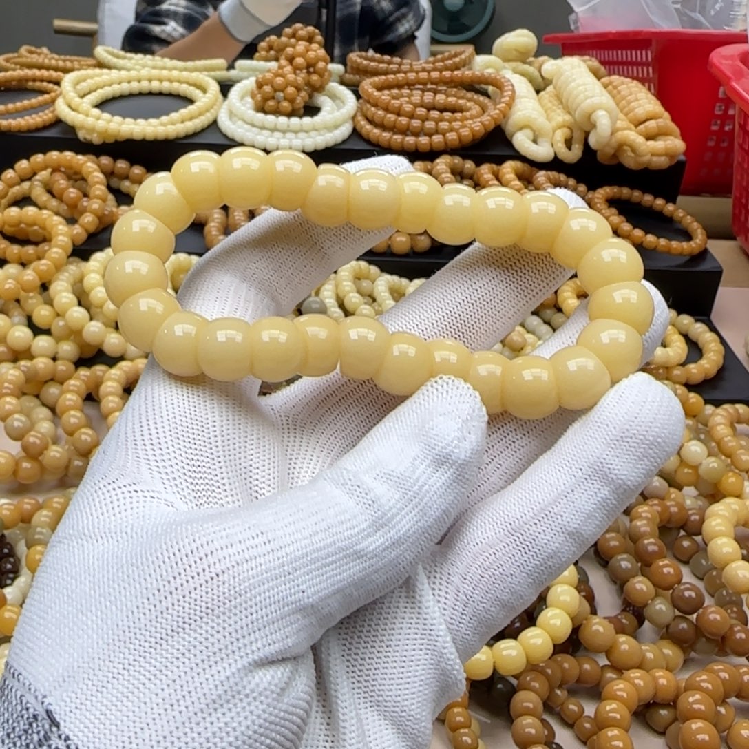 一***片手串菩提根/象牙果13大肠 10年 鬼工