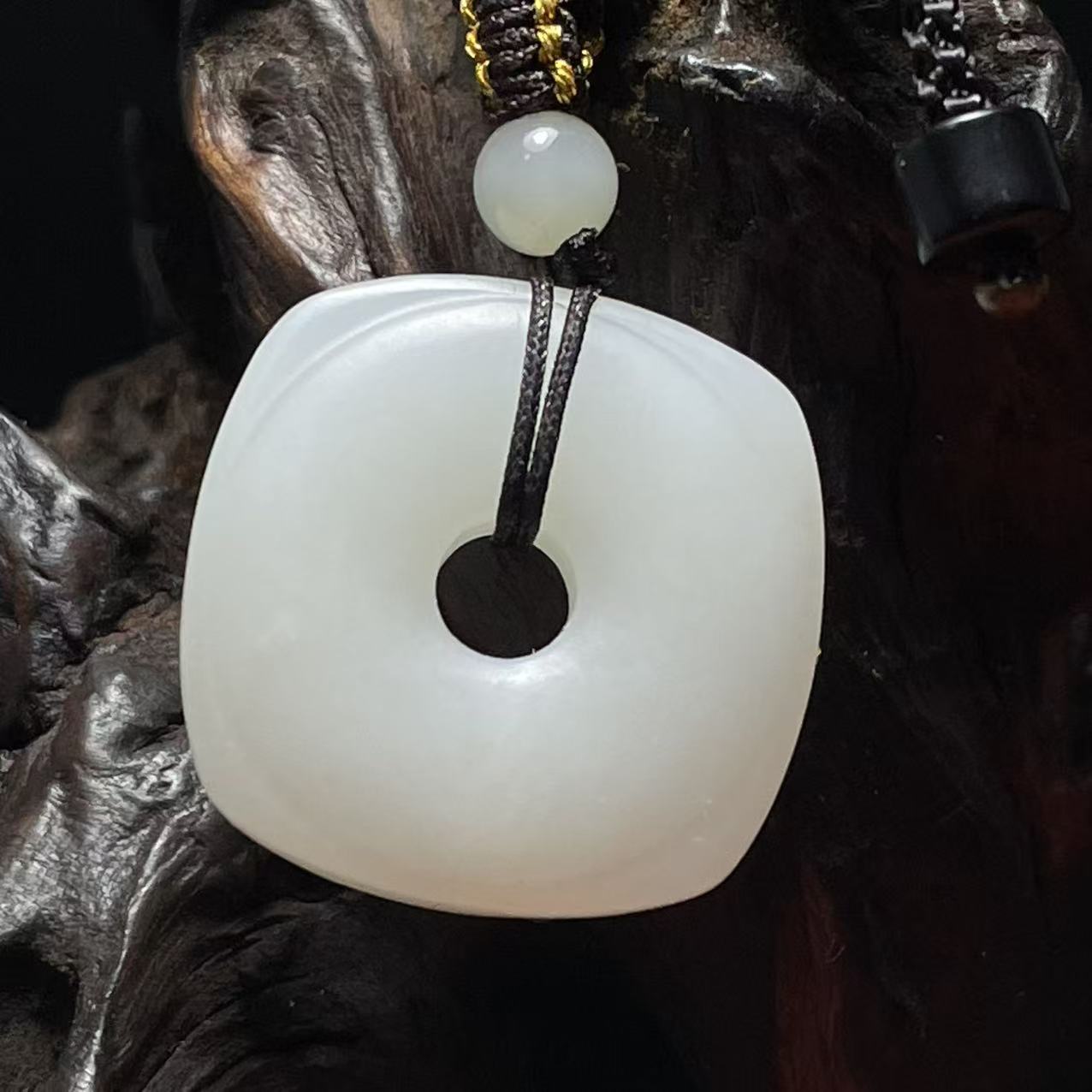 A765   和田玉  LJ8763309