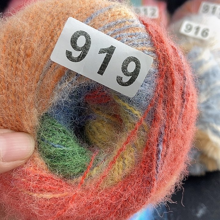 毛线919四团dkkhfdgjkjgccvh