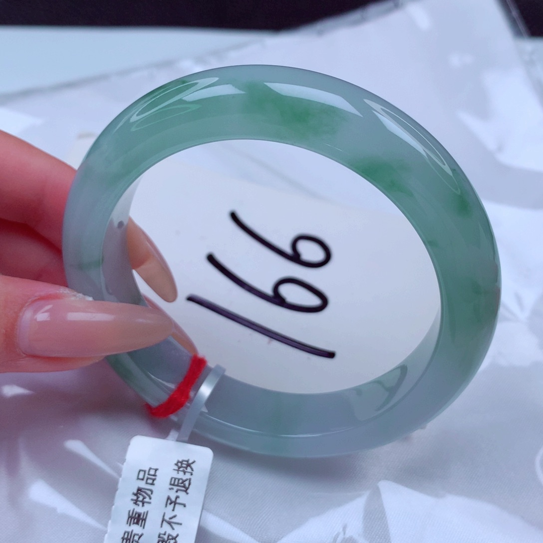 翡翠手镯未镶嵌翡翠55