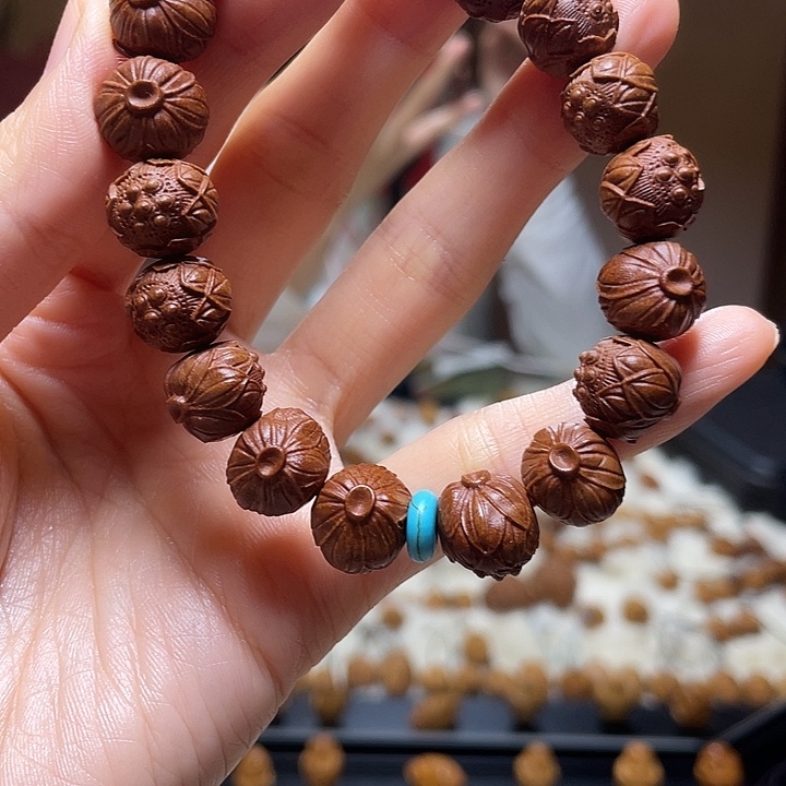 橄榄核吊坠龙纹桃核 莲蓬