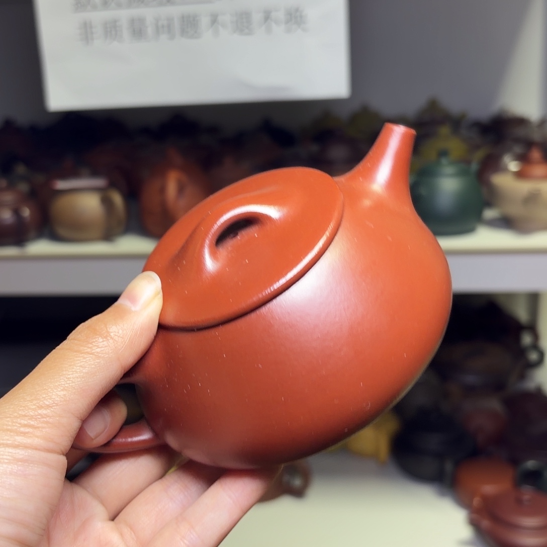 甄选宜兴本土紫砂壶