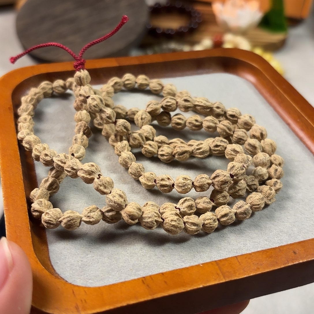 三***奶吊坠柏香籽/百香籽