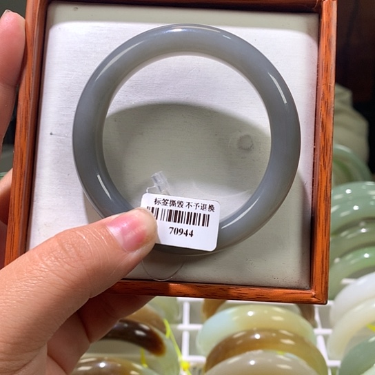 和田玉手镯未镶嵌53