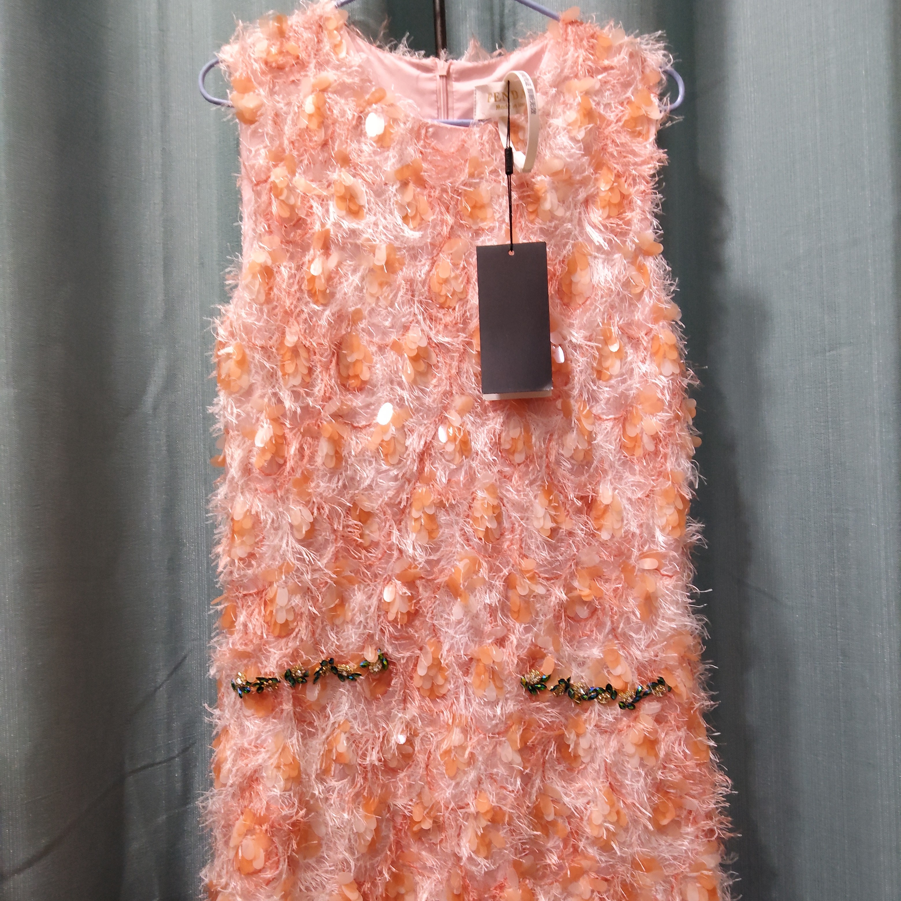 夏季修身显瘦无袖高定连衣裙展现独特气质小众高级感