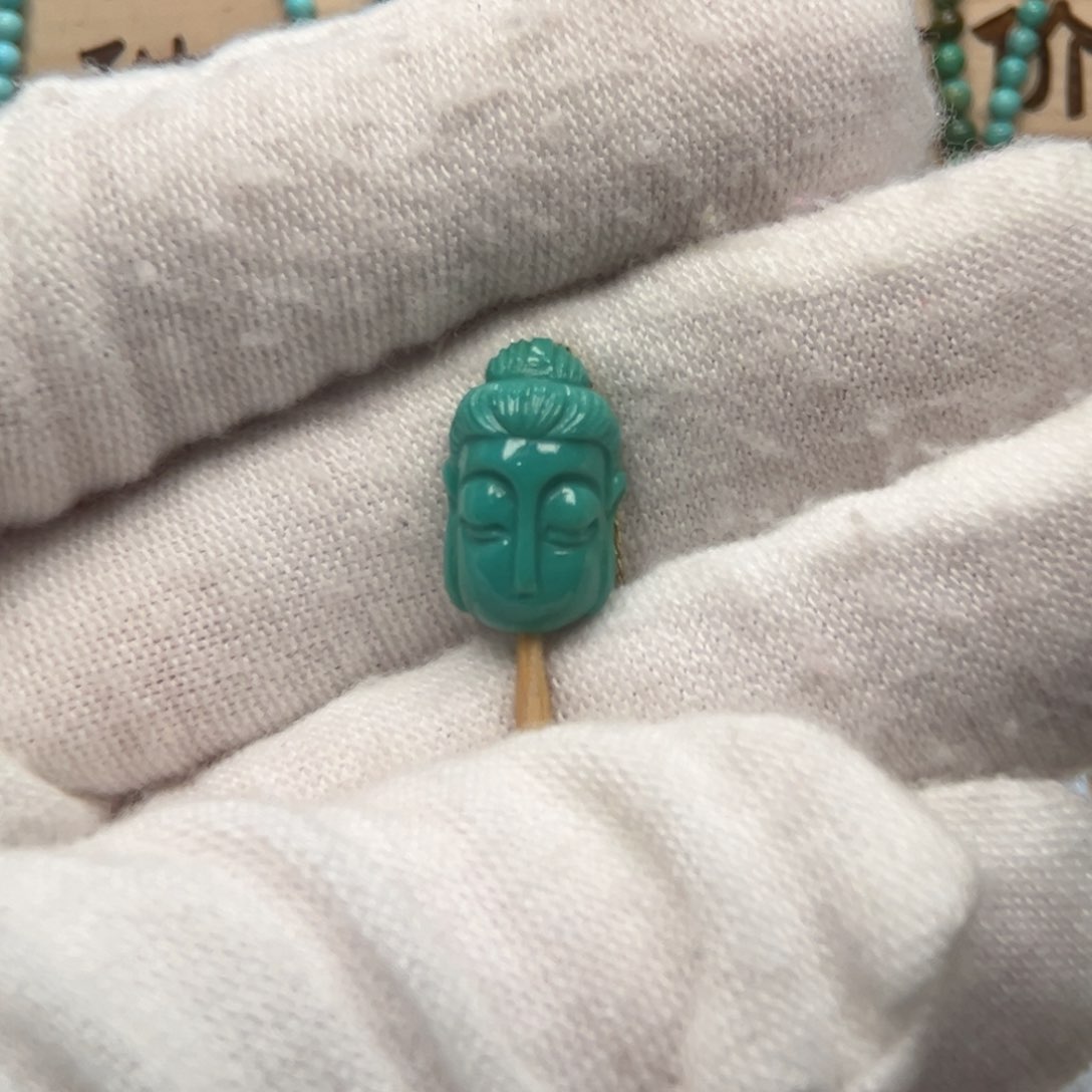 绿松石雕刻未镶嵌