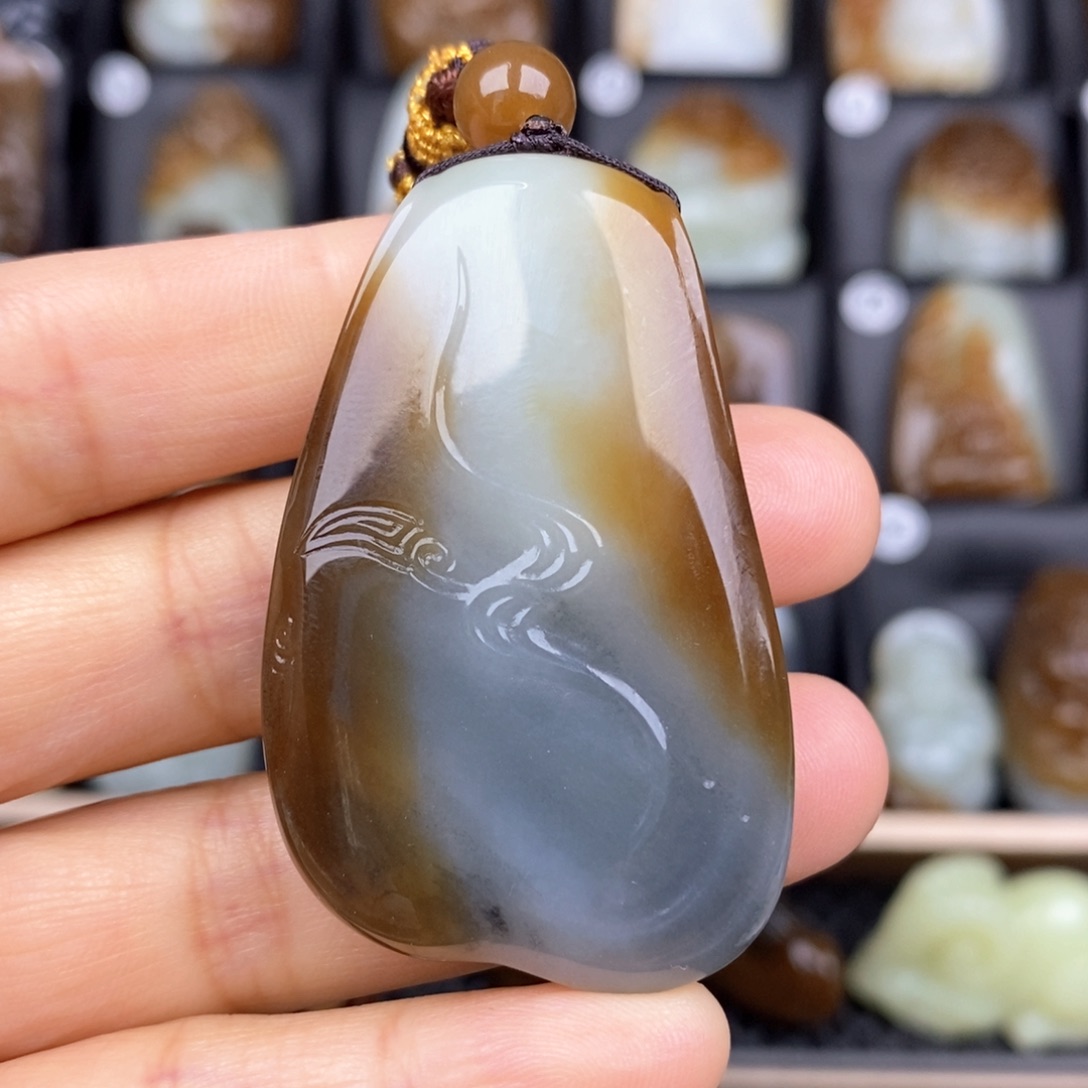 和田玉颈饰未镶嵌