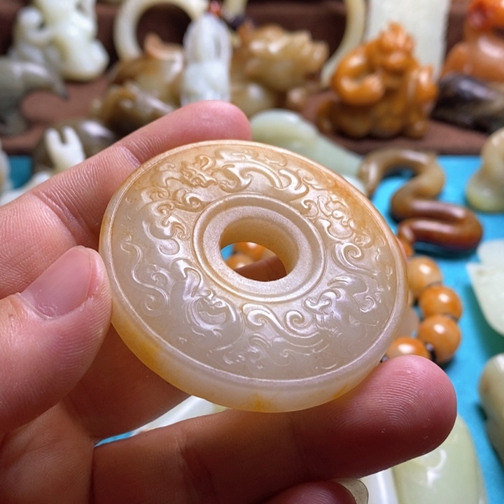 和田玉挂件未镶嵌