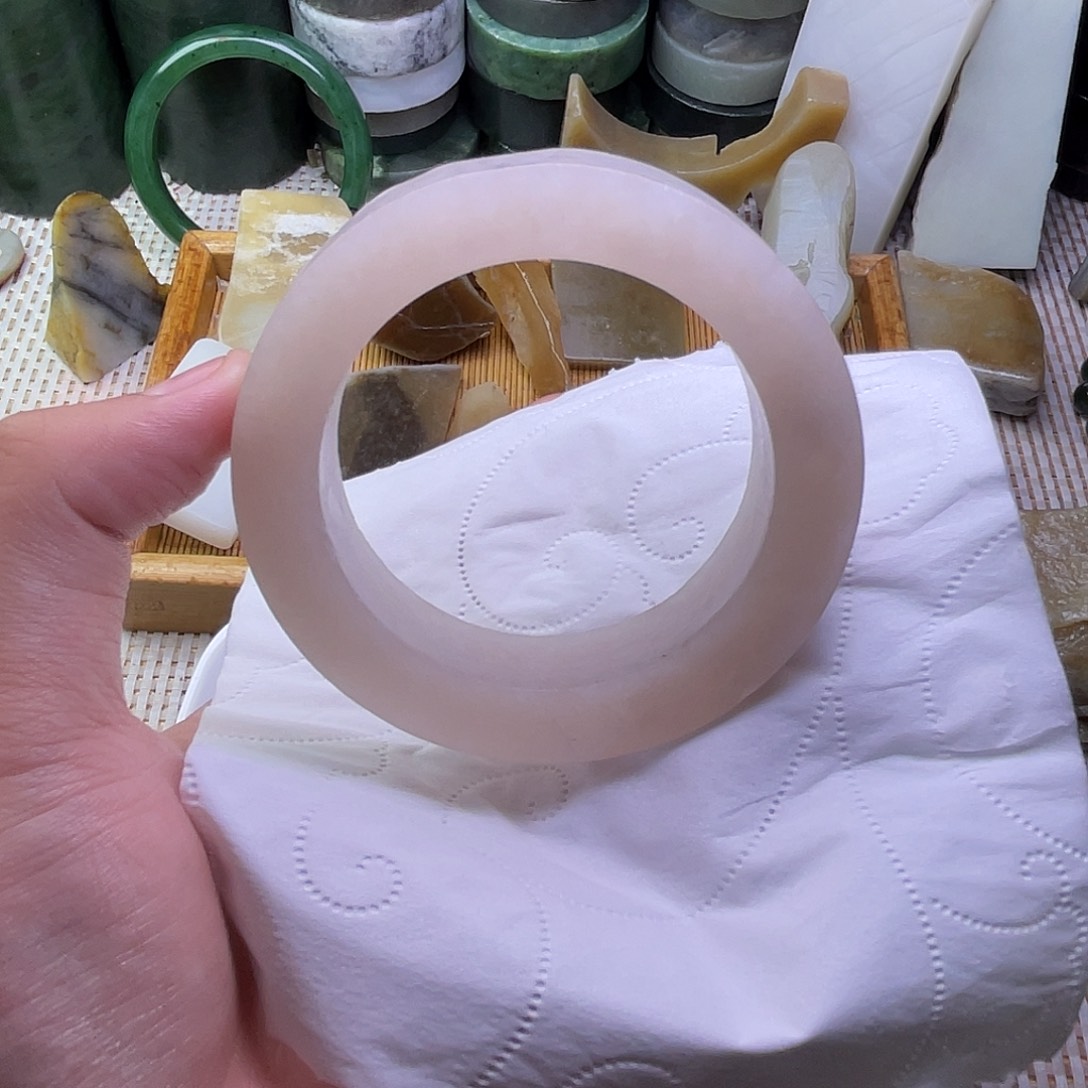 未镶嵌和田玉珠宝半成品