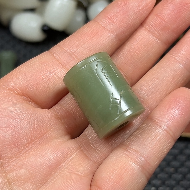 和田玉（糖玉）未镶嵌手链