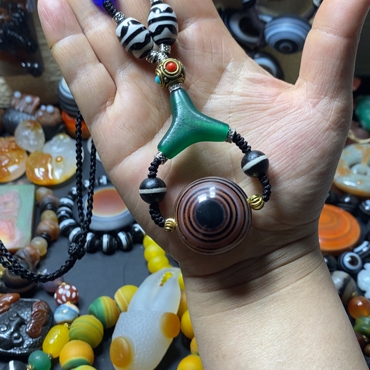 玛瑙/玉髓未镶嵌颈饰