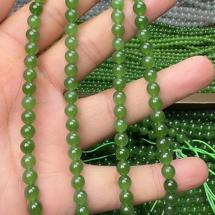 和田玉未镶嵌颈饰碧玉冰阳绿卡6