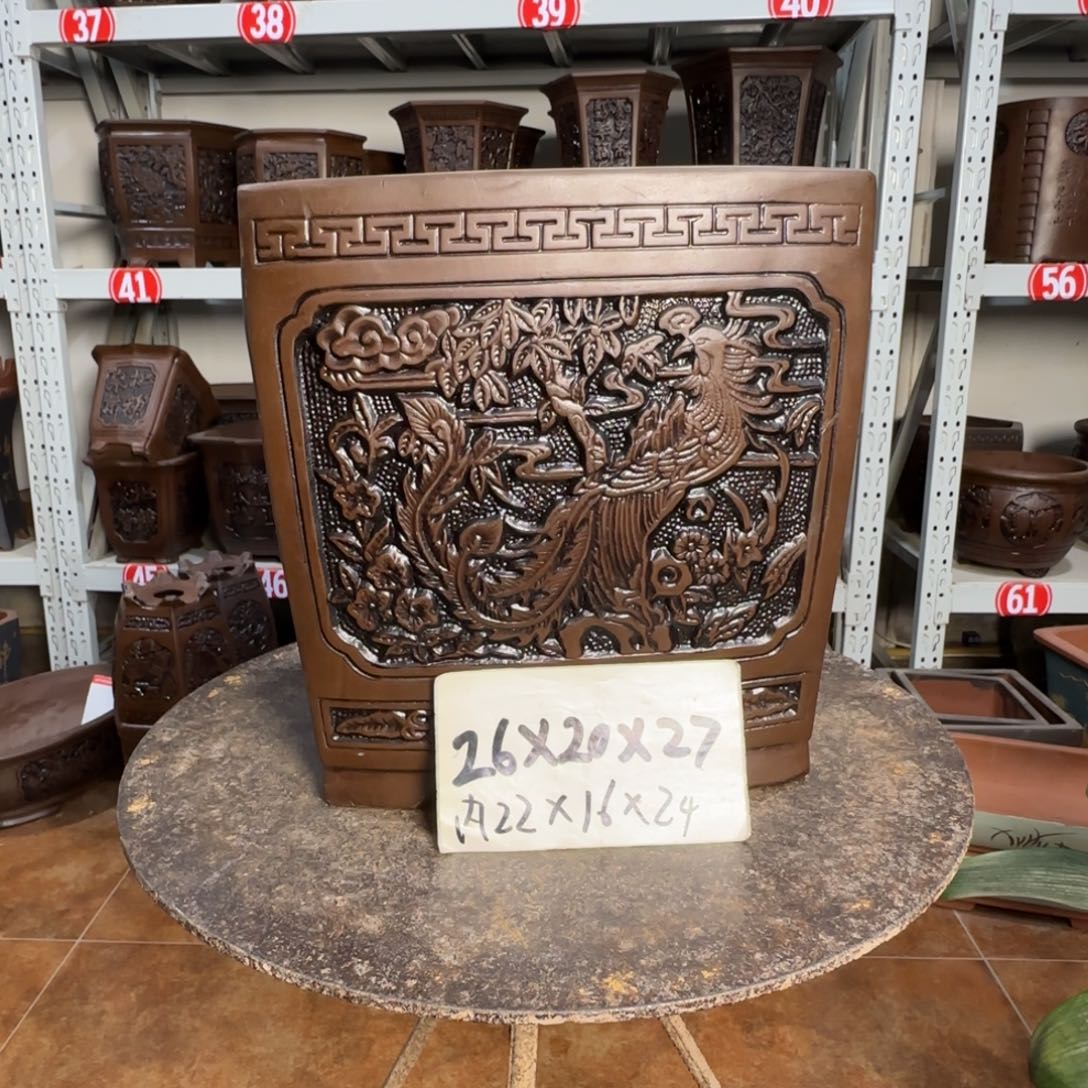 紫砂花盆，有1厘米左右尺寸差距，有色差