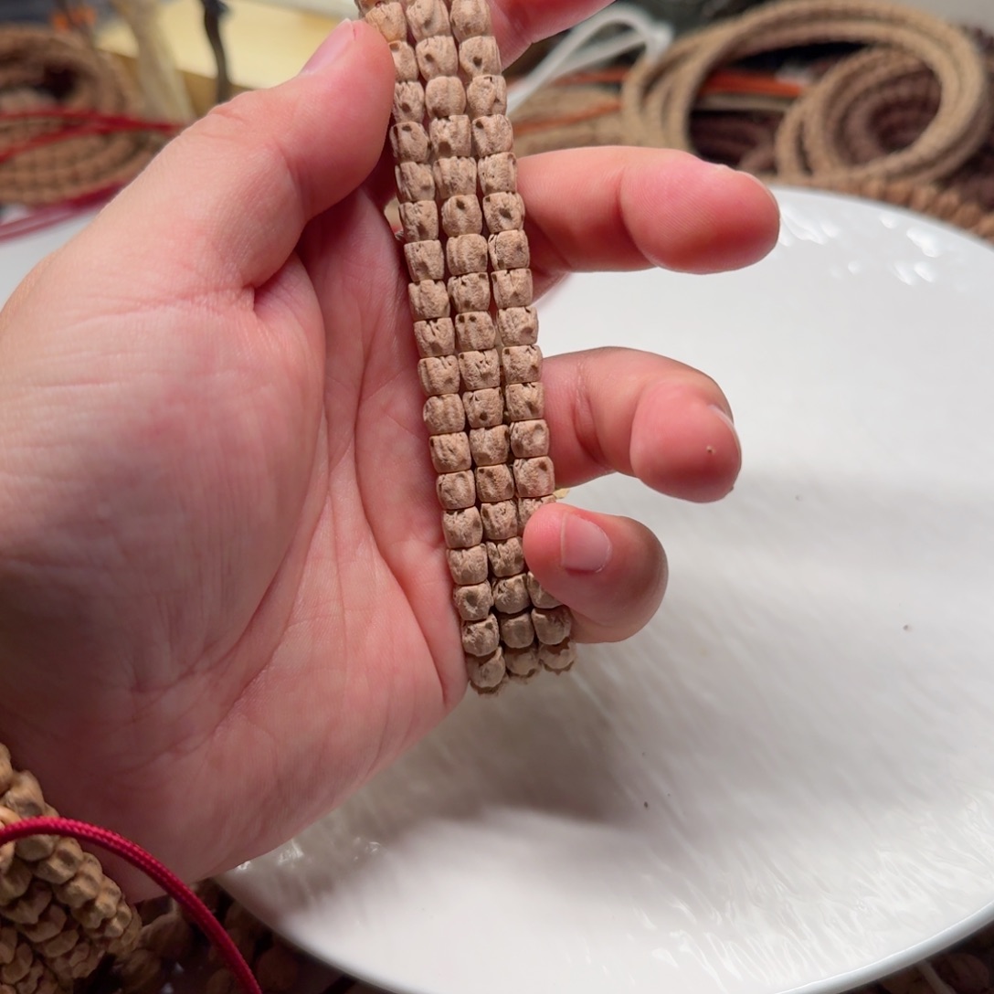 柏香籽/百香籽吊坠