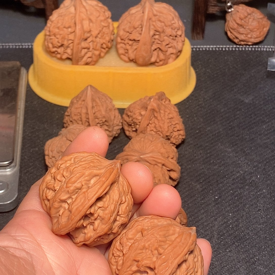 吊坠文玩核桃断*中麦虎42尺