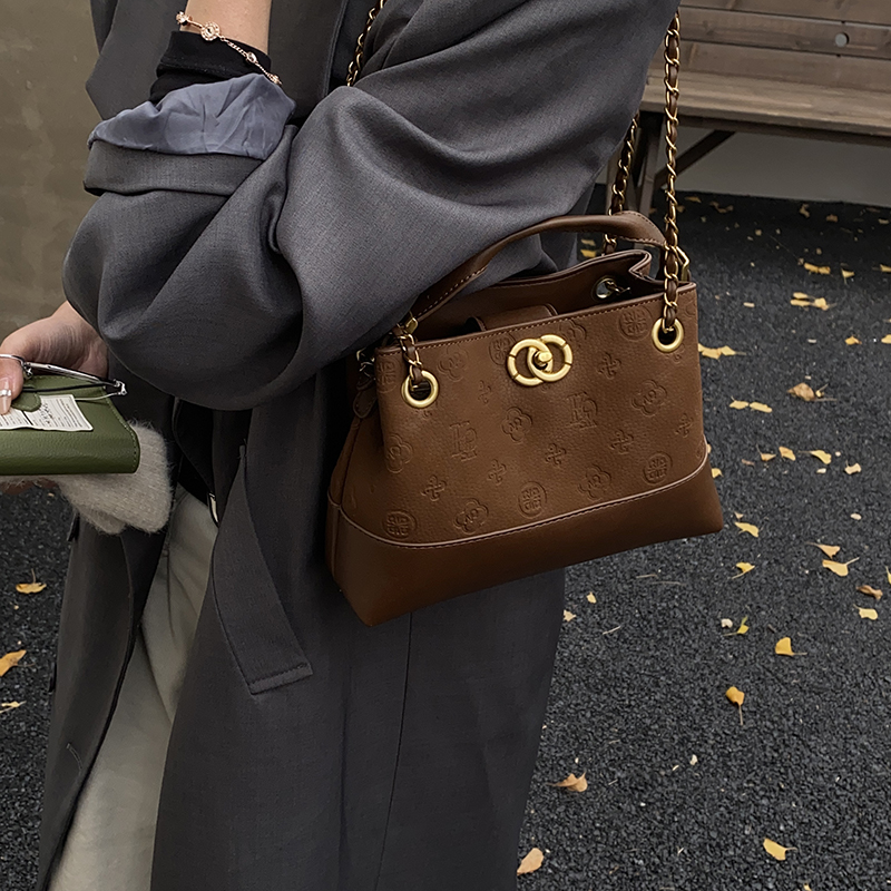 超火小包包女式2025新款小众美拉德复古水桶包洋气百搭单肩斜挎包