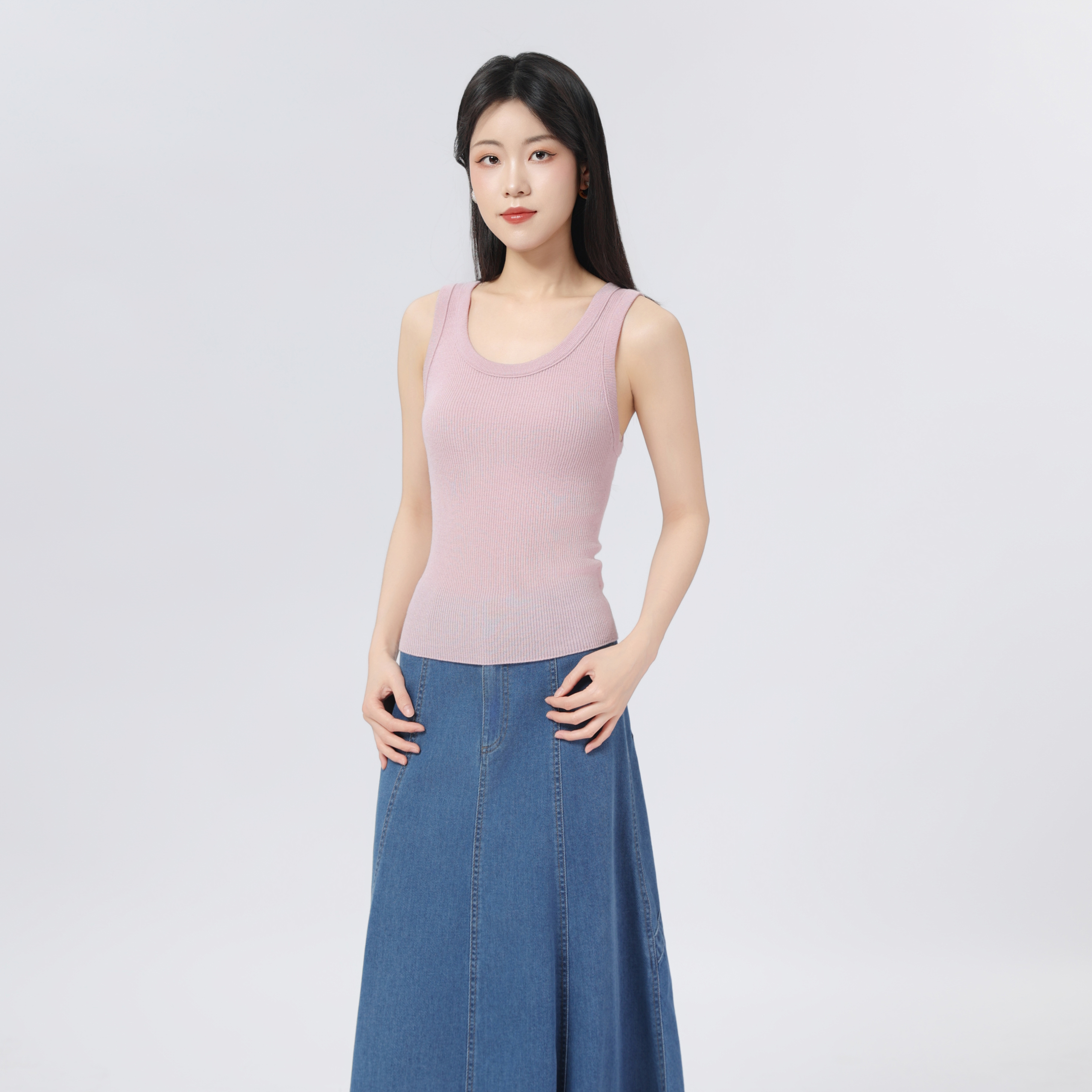 AMASS/阿玛施早春简约领羊毛保暖背心女修身百搭538074