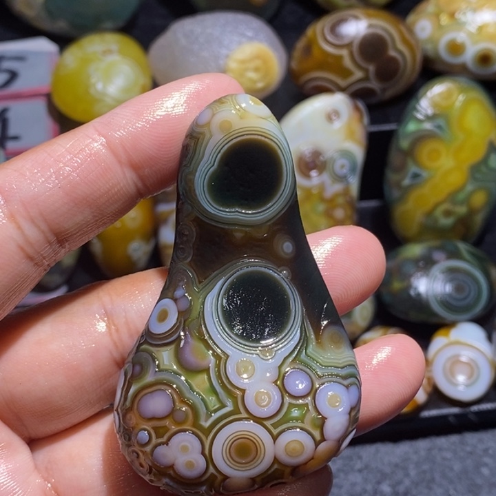 玛瑙/玉髓未镶嵌珠宝奇石7