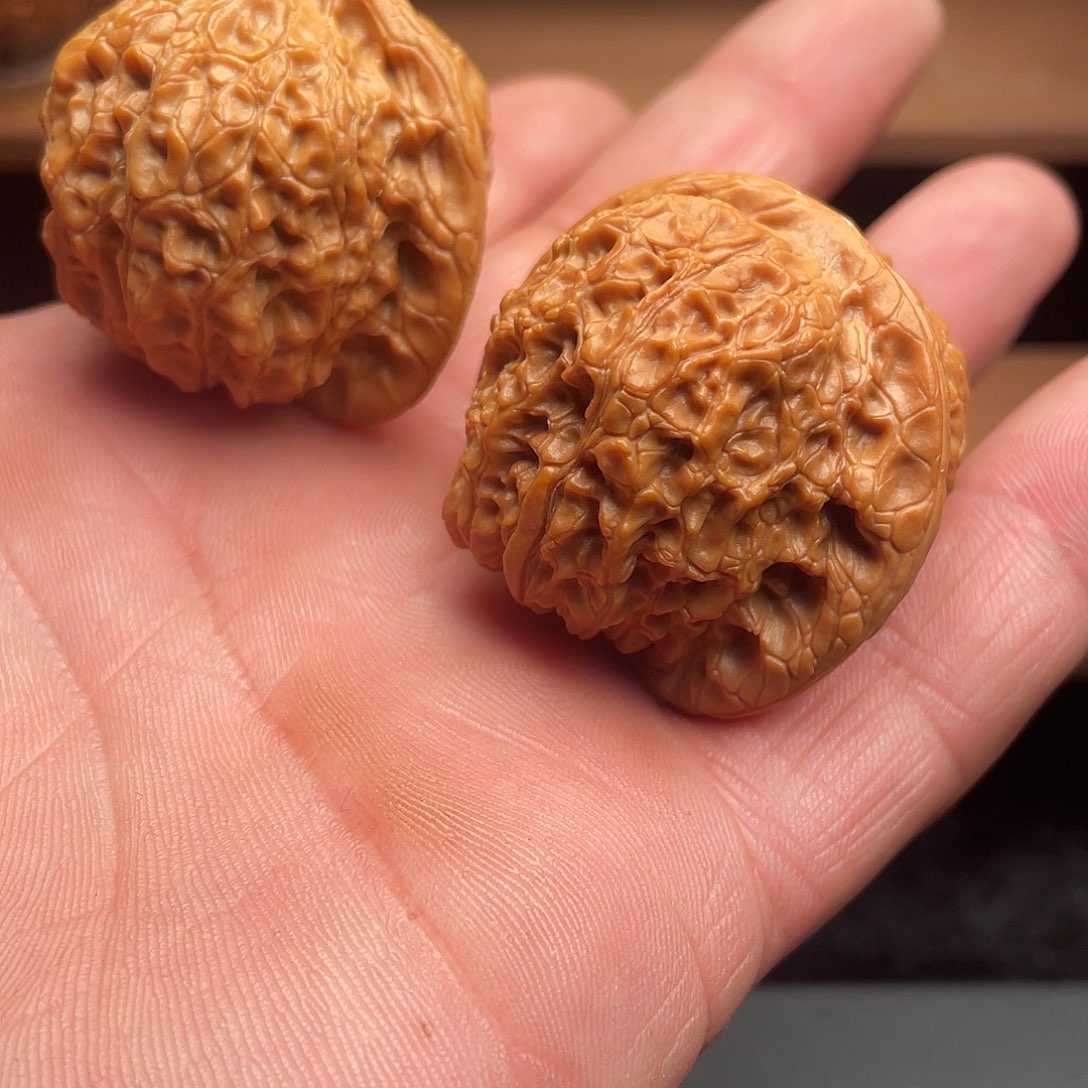 小***-吊坠文玩核桃血麒麟