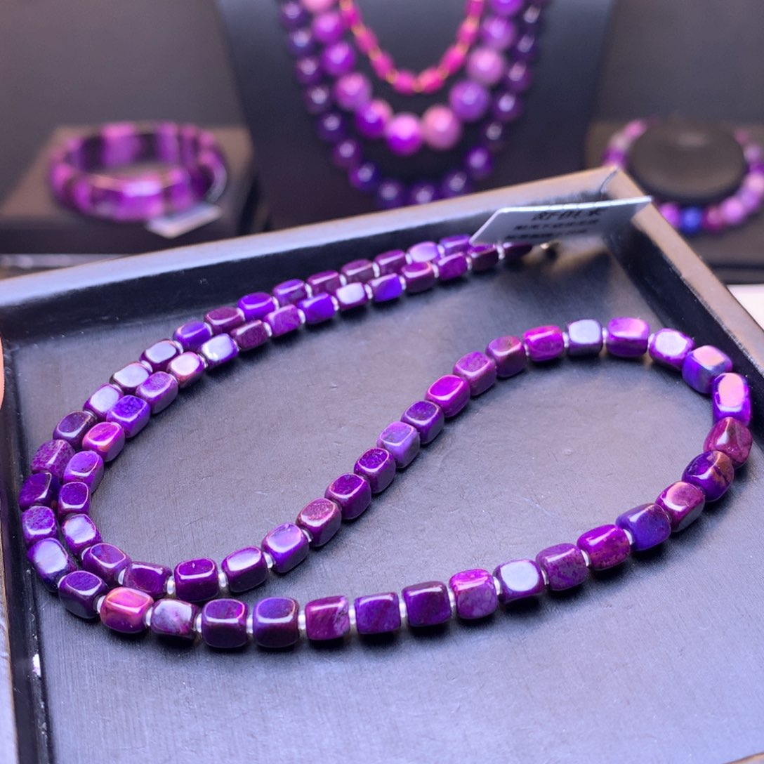 苏纪石（舒俱来）项链18K金镶嵌