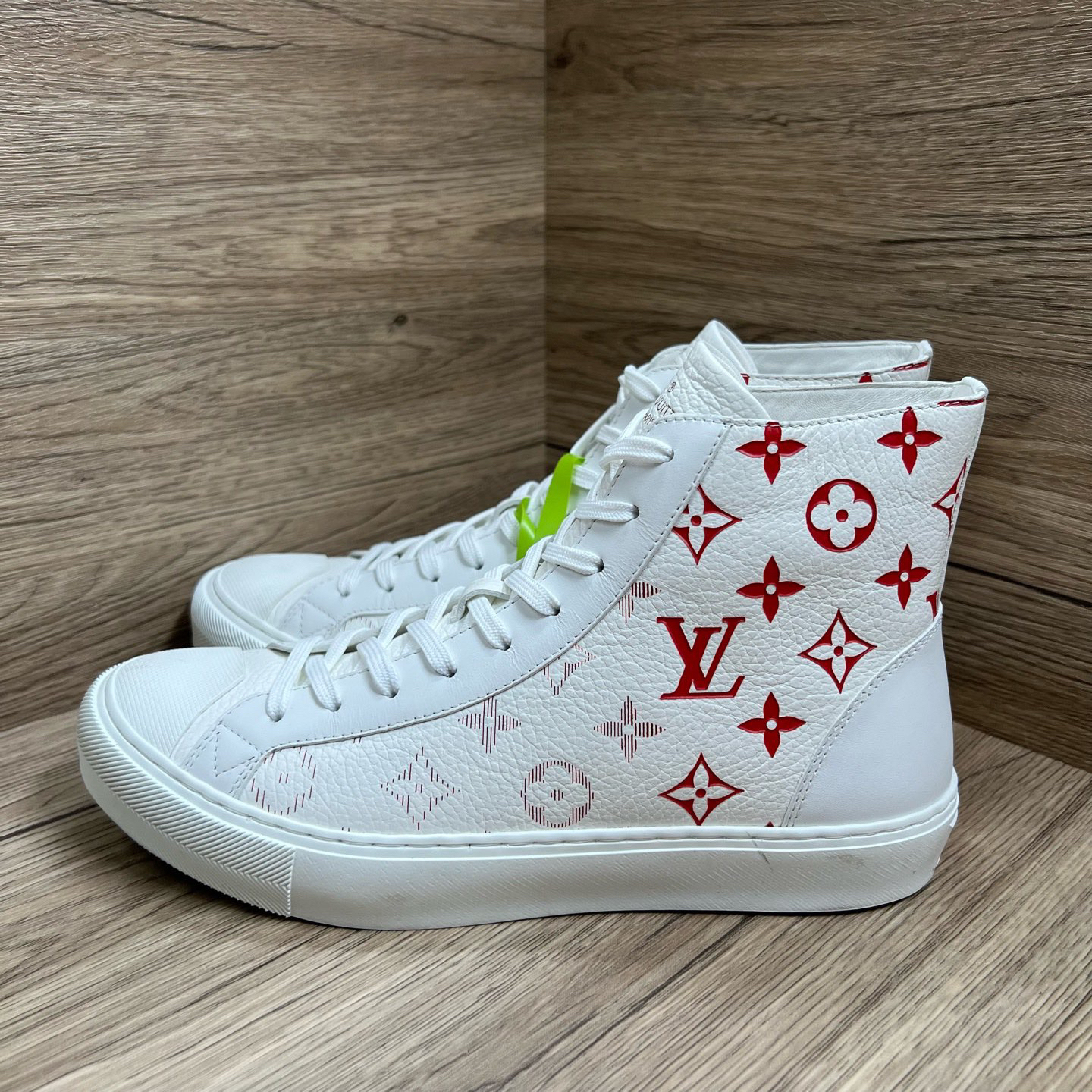 99新 LouisVuitton/路易威登 楠  LV 白红渐变板鞋 607832
