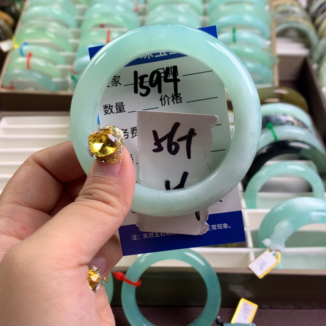 蛇纹石玉手镯未镶嵌1594