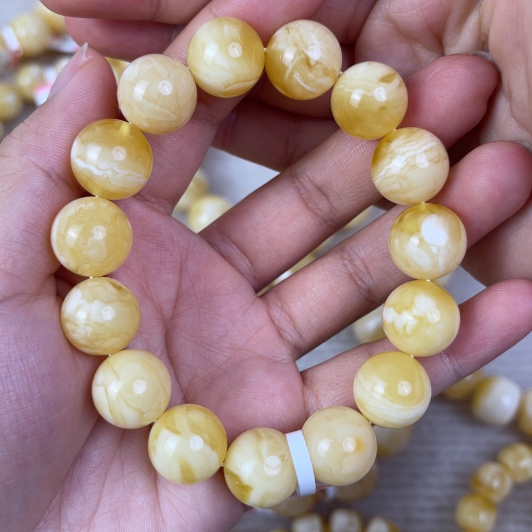 琥珀裸石未镶嵌尺寸14