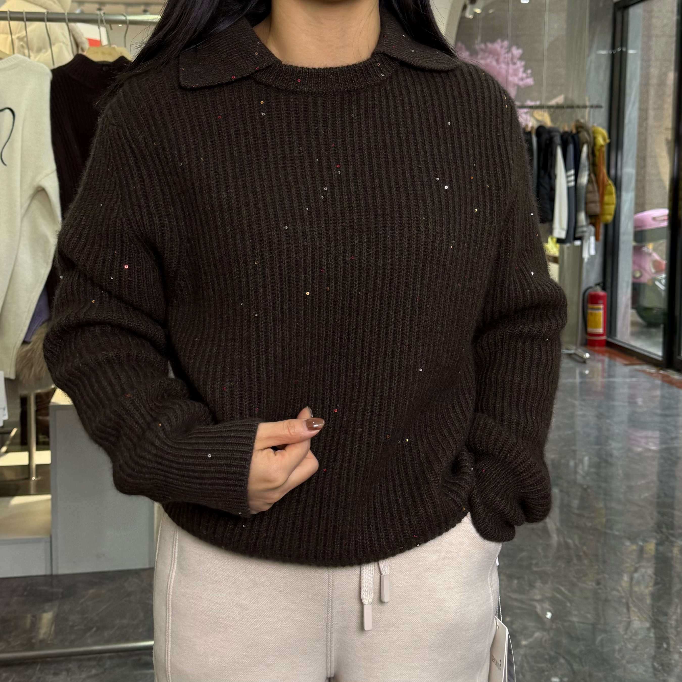 28023冬款宽松保暖无缝彩点亮片翻领套头百搭针织衫毛衣