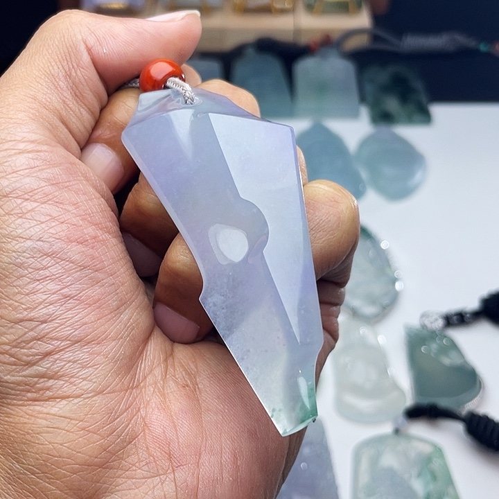 颈饰未镶嵌翡翠翡翠形意万象冰紫挂坠