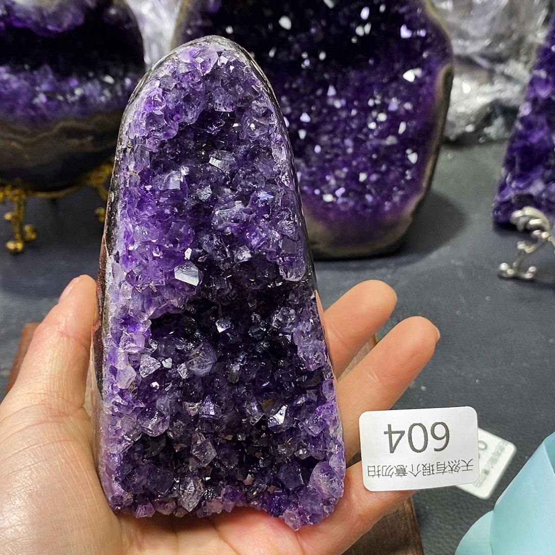 水晶大型摆件（非配饰）未镶嵌