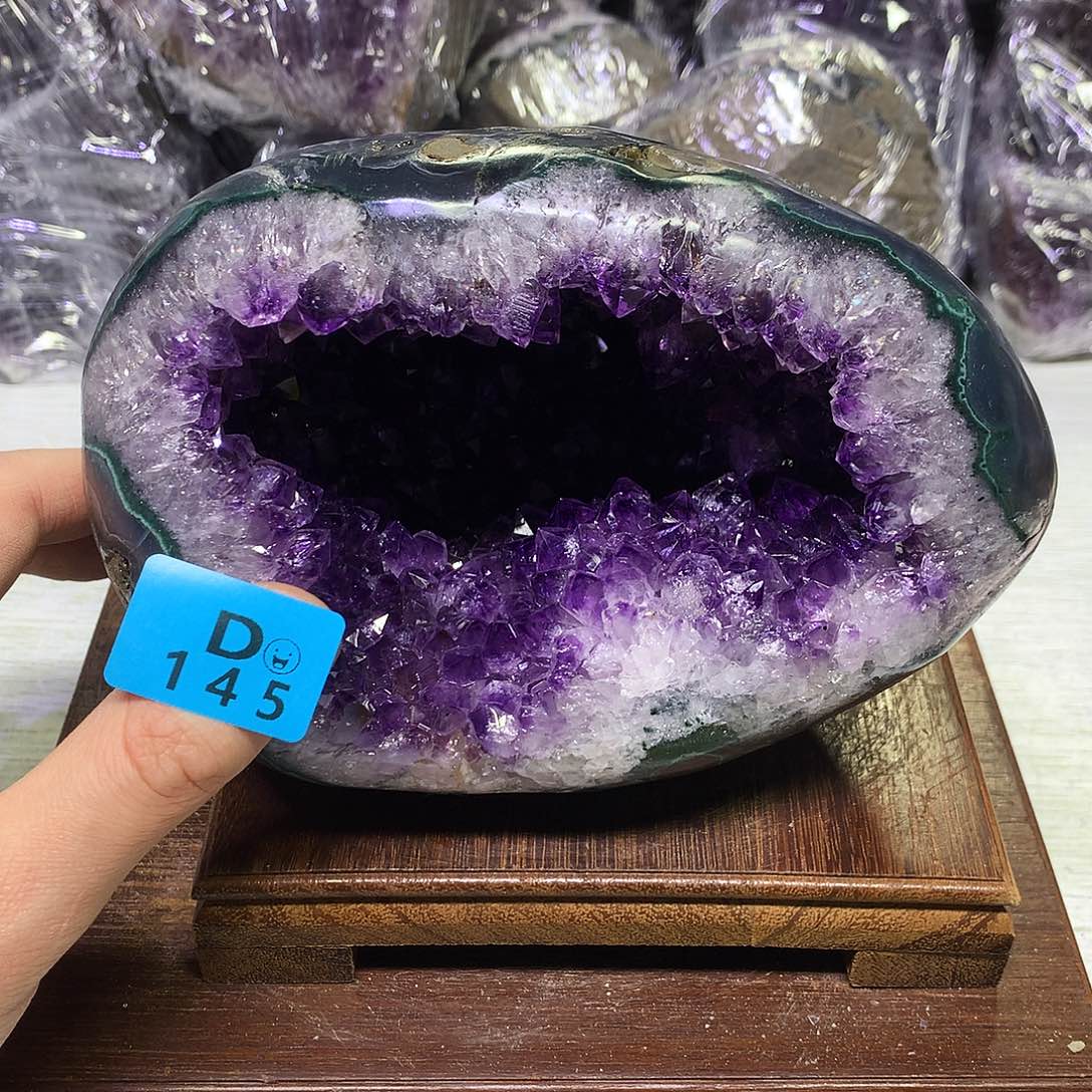 紫晶大型摆件（非配饰）未镶嵌