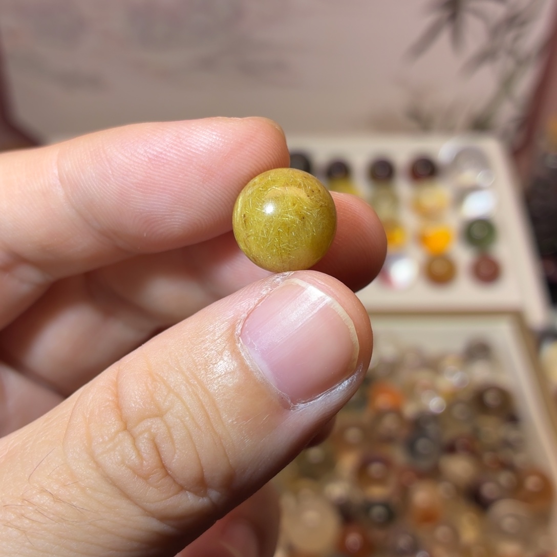 水晶未镶嵌珠宝半成品12mm金发晶单珠