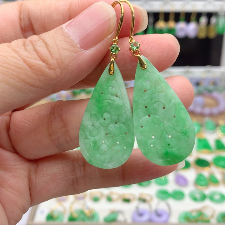 翡翠18K金镶嵌耳饰