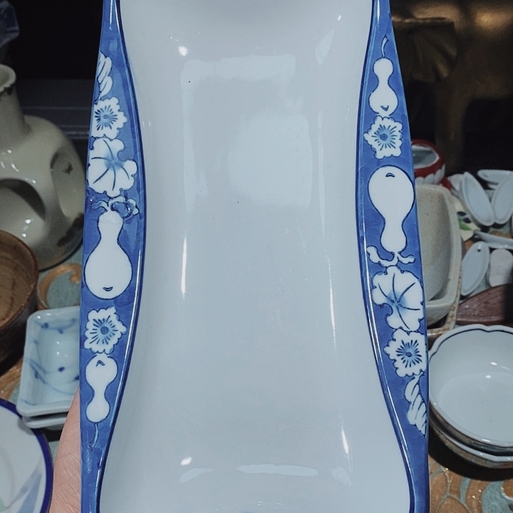 瓷片新年快乐。万事如意