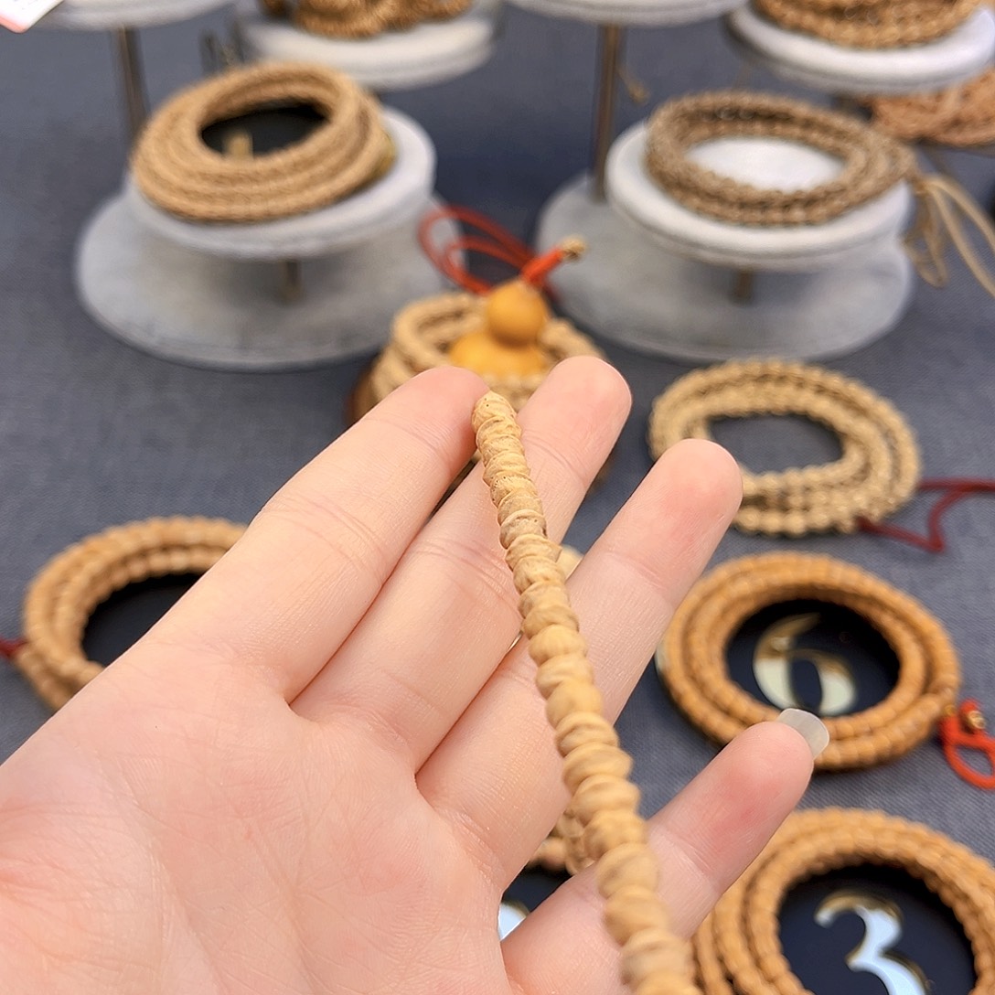 一***额柏香籽/百香籽吊坠