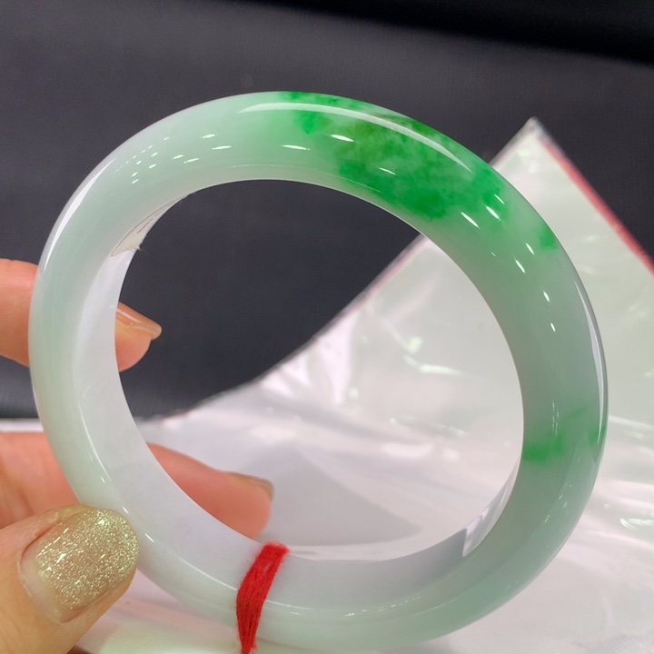 翡翠手镯未镶嵌正圈58