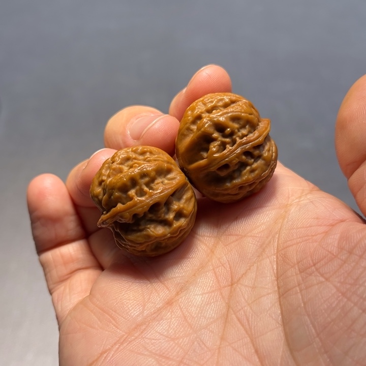 文玩核桃把件霸王龙462