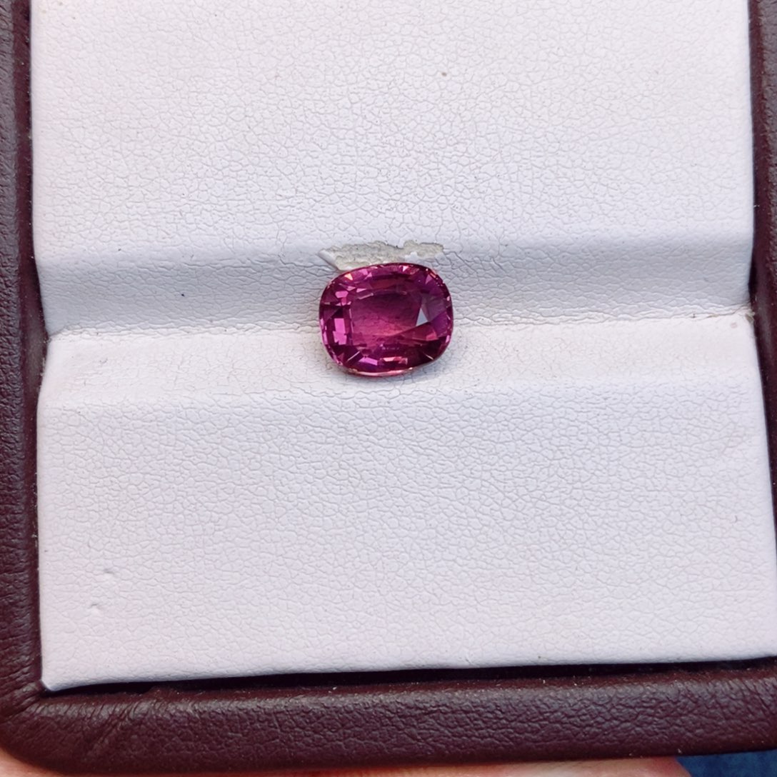 碧玺裸石未镶嵌碧玺3.13克拉