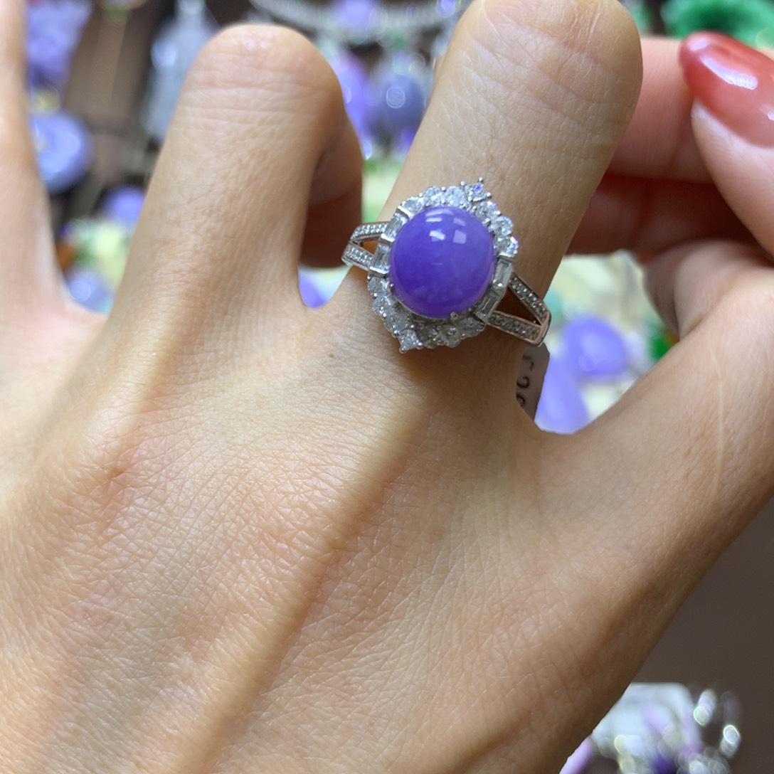 【闪购商品】翡翠颈饰18K金镶嵌翡翠