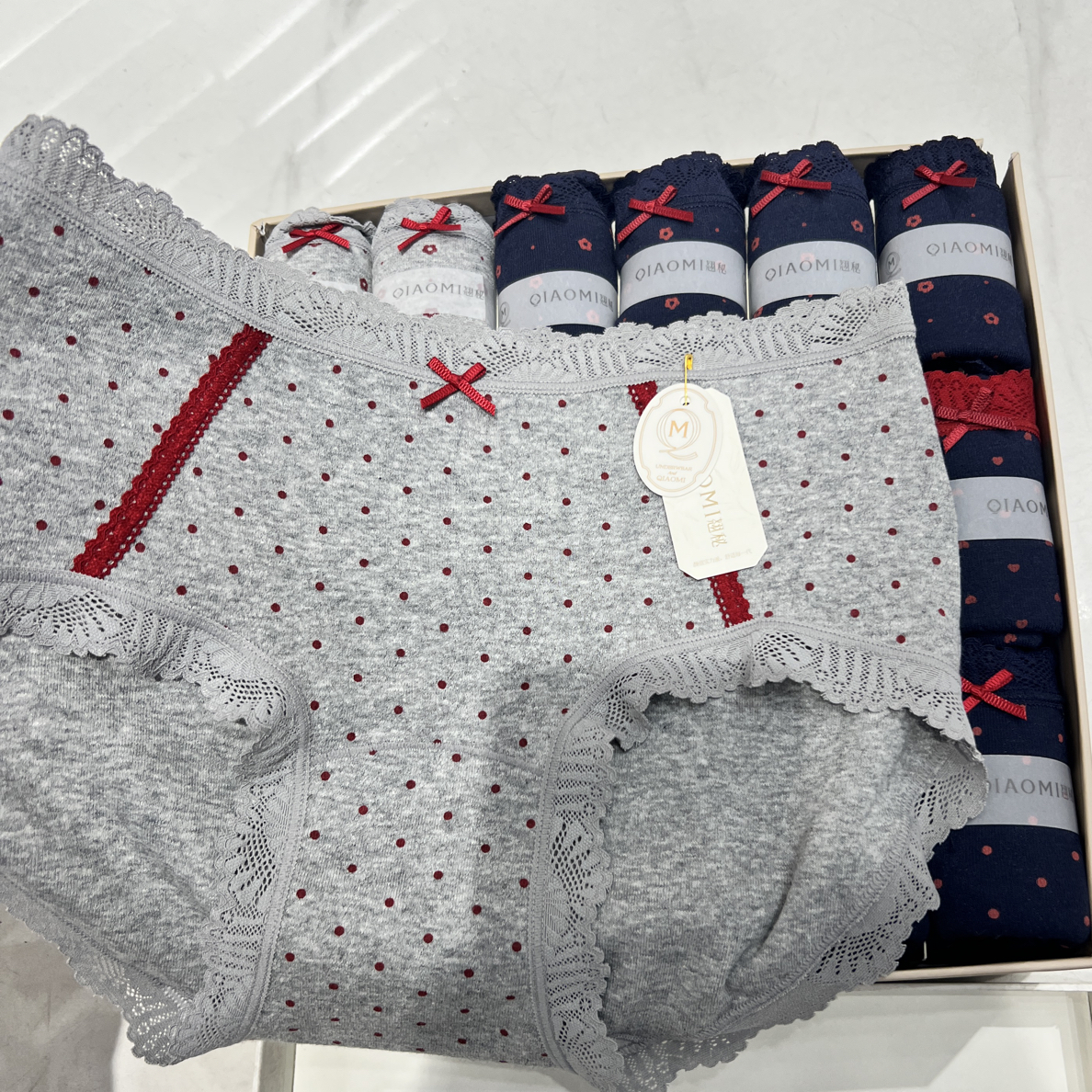 【翘秘】轻美式中腰内裤