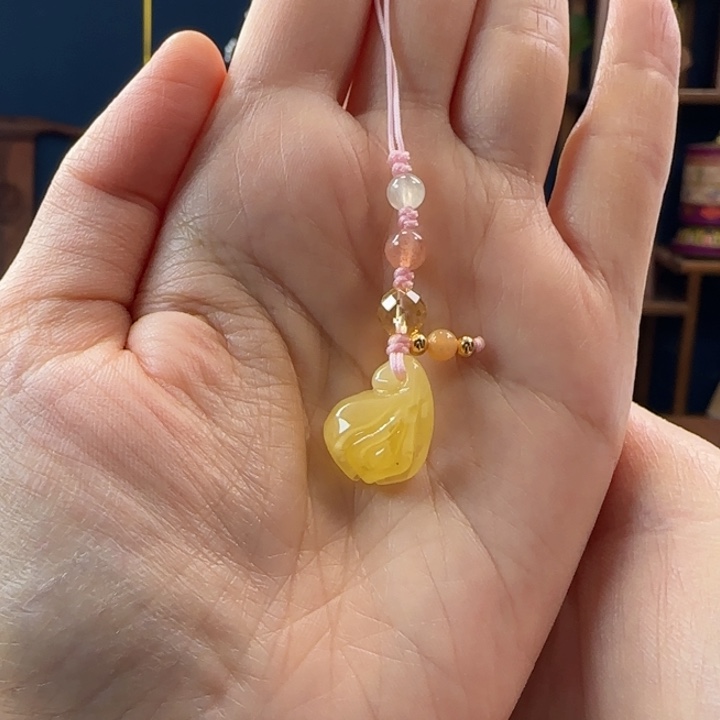 蜜蜡吊坠(赠链)未镶嵌