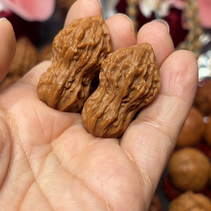 G***d文玩核桃吊坠云朵927