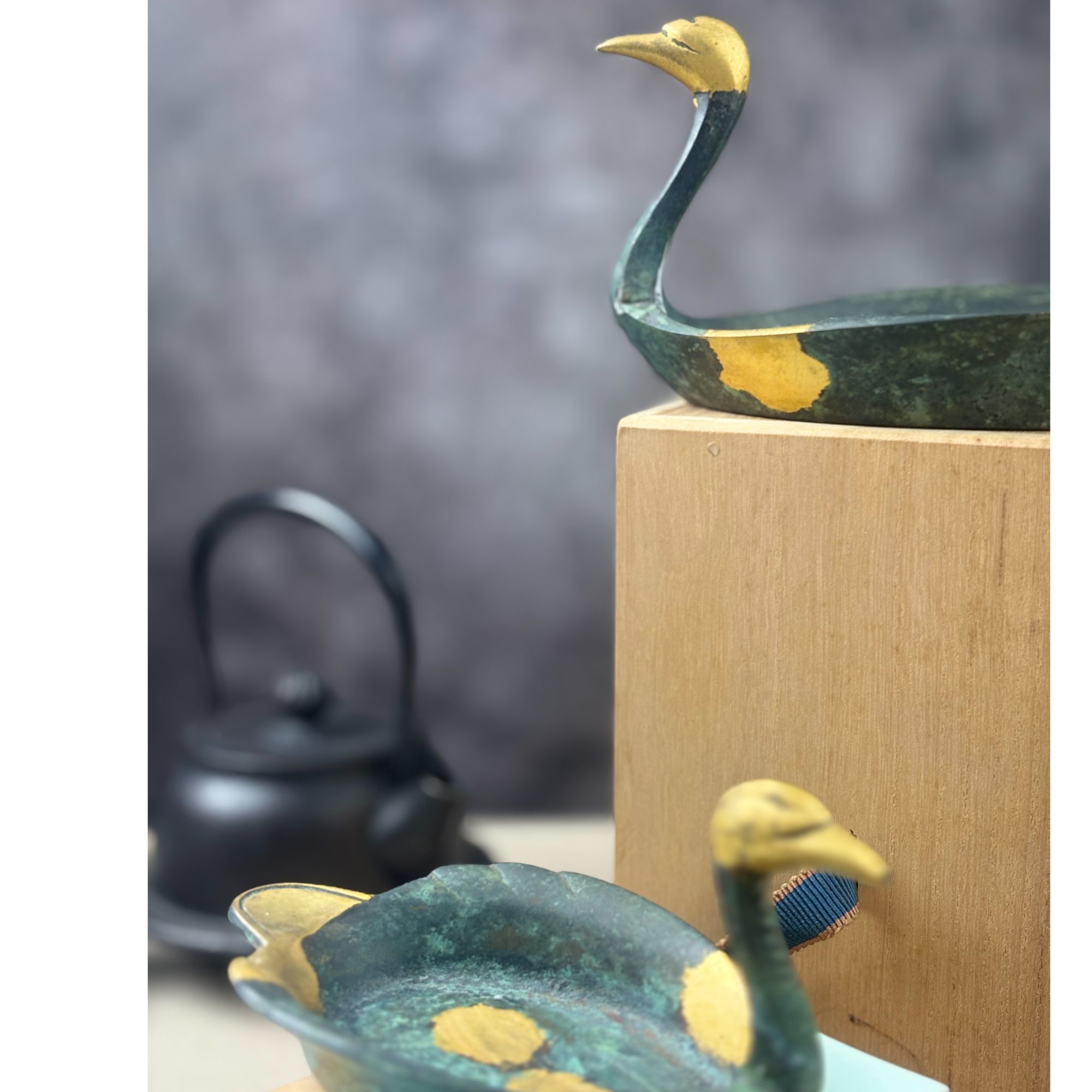四世秦藏六造涂金铜器瑞鸟莨皿一双茶室摆件烛台香盘手作失蜡铸铜