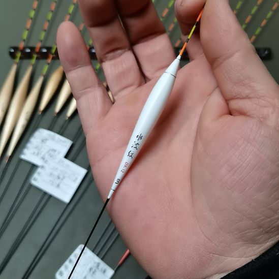 缘***来孔雀羽水波纹Dx12，羽毛三号一支