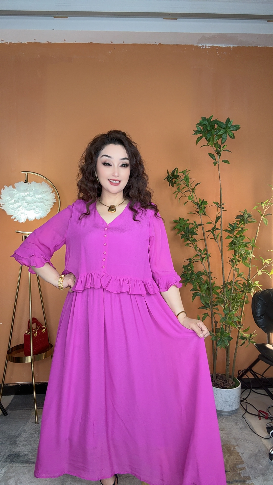 2025女装يىپەك连衣裙宽松气质时尚百搭贵妇减龄休闲修身女人味