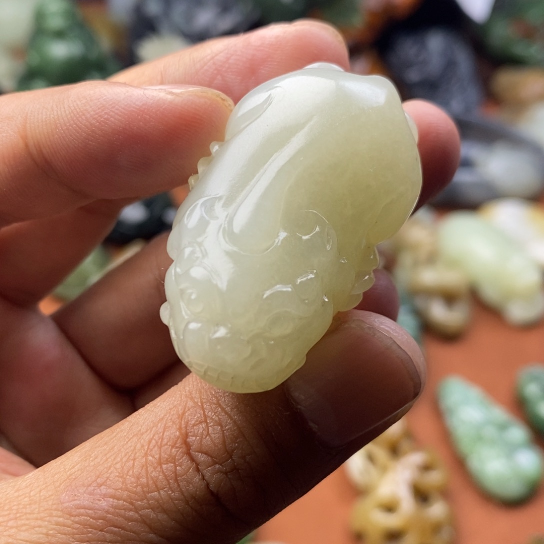 和田玉挂件未镶嵌