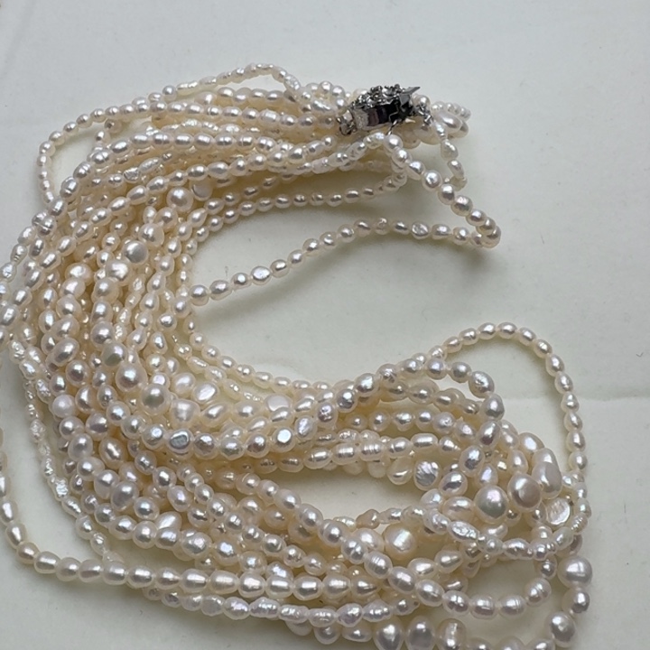 淡水珍珠颈饰未镶嵌