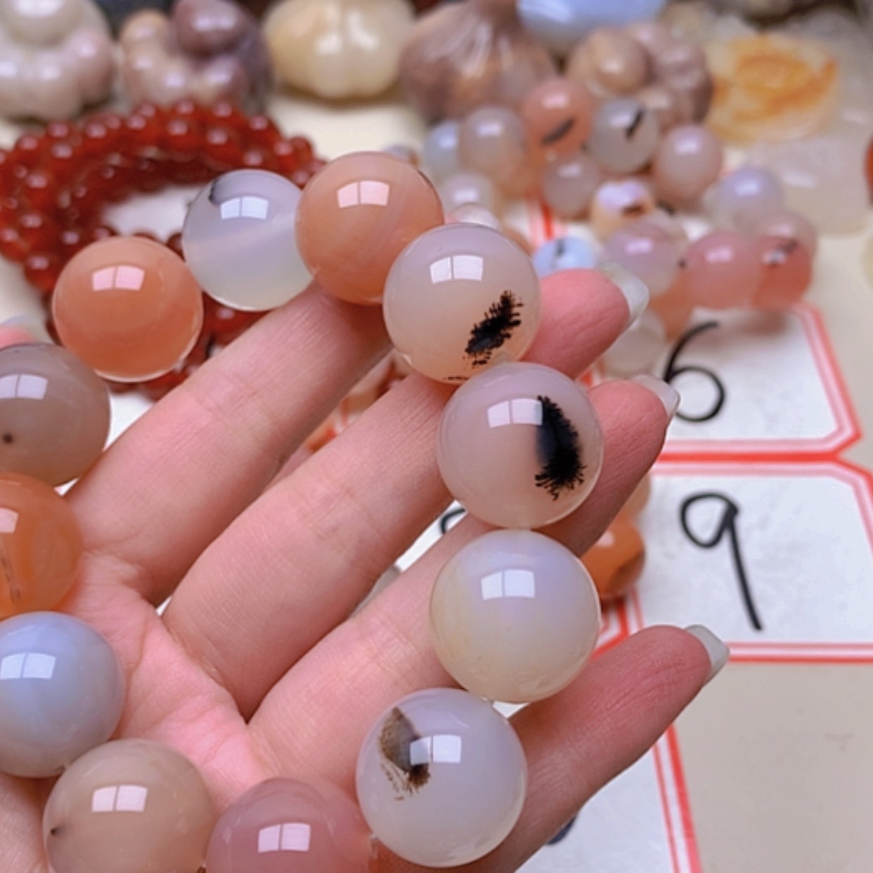 【闪购商品】未镶嵌玛瑙/玉髓珠宝半成品大**摆